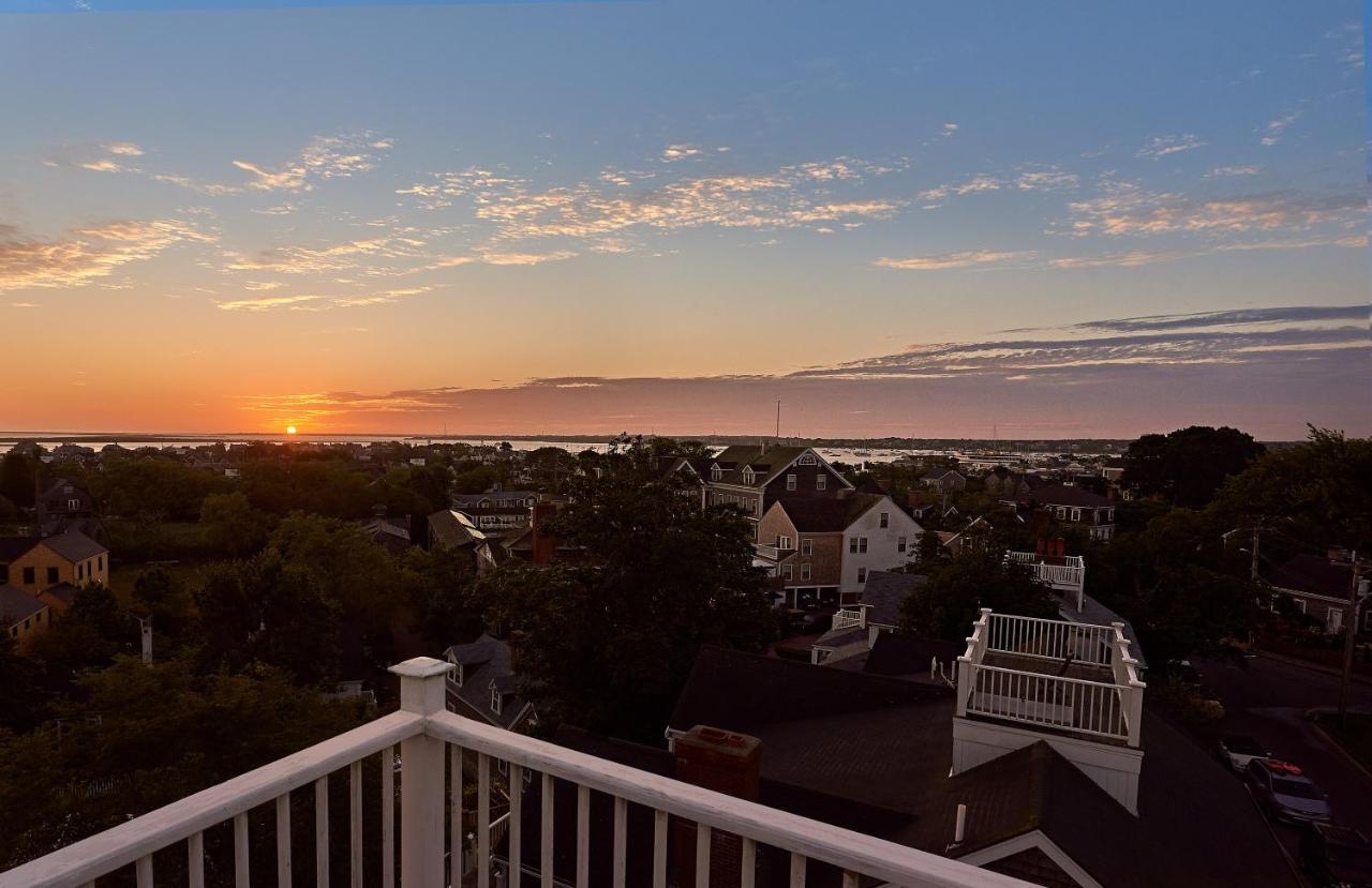 Cliff Lodge Nantucket Exterior foto